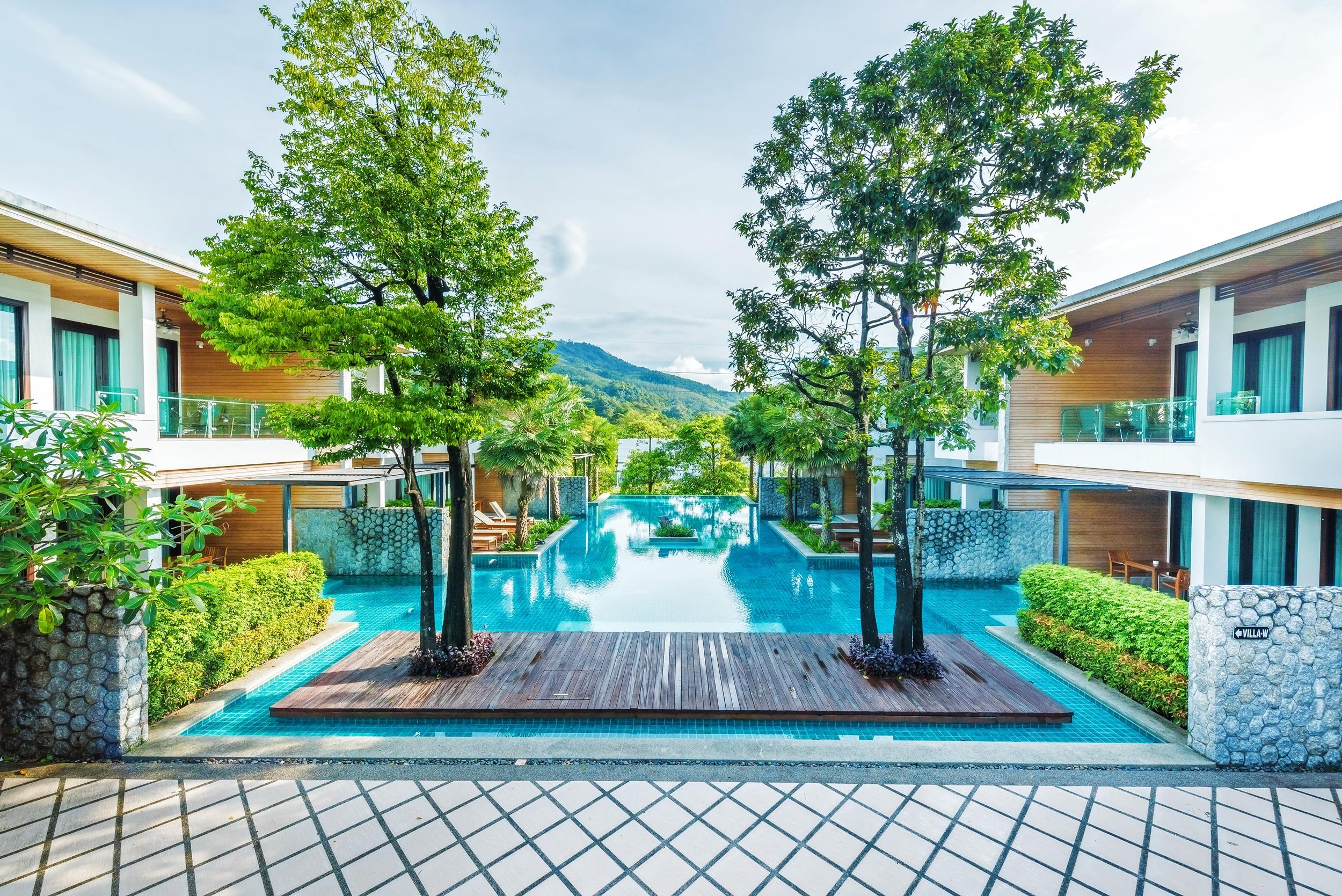 Wyndham Sea Pearl Resort, Phuket Patong Εξωτερικό φωτογραφία The swimming pool at the resort
