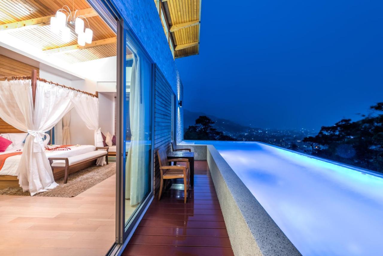 Wyndham Sea Pearl Resort, Phuket Patong Εξωτερικό φωτογραφία The view from the hotel